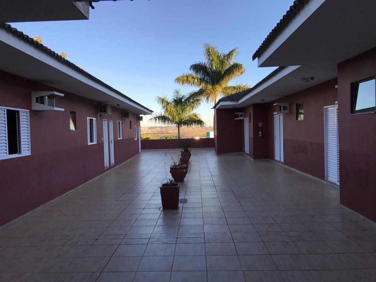 Hotel Aeroporto Marília Kültér fotó