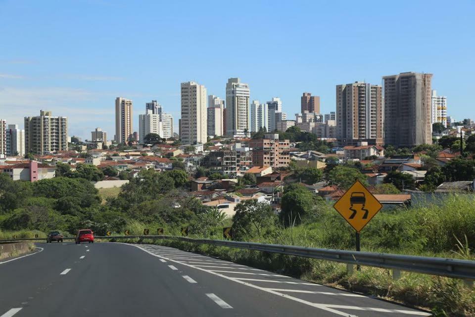 Hotel Aeroporto Marília Kültér fotó